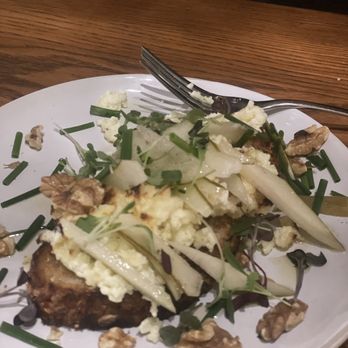 Osteria Tulia - Tonight's special - appetizer Ricotta cheese, apple slices, walnuts on ciabatta bread - Italian Near Me - Naples, Florida Osteria Tulia - Tonight's special - appetizer Ricotta cheese, apple slices, walnuts on ciabatta bread - Italian Near Me - Naples, Florida