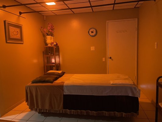 Paradise Thai Spa by null