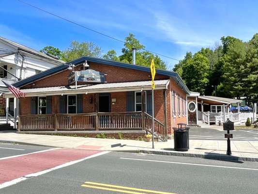 Bidwell Tavern by null