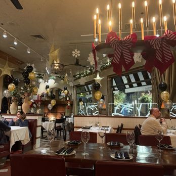 Il Fornaio - Inside - Italian Near Me - Corte Madera, California