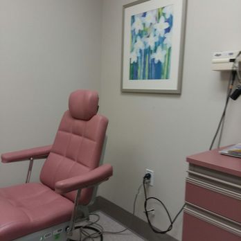 San Diego Radiosurgery - Exam room - Oncologist Near Me - Escondido, California San Diego Radiosurgery - Exam room - Oncologist Near Me - Escondido, California