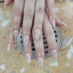 Swan Nail