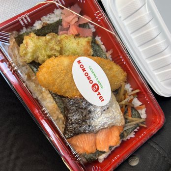 Kokoro-Tei - Nori salmon $7.98 fried chikuwa (fish cake), fried white fish, grilled salmon on top Nori bento (rice, katsuobushi, seaweed). - Japanese Near Me - Honolulu, Hawaii Kokoro-Tei - Nori salmon $7.98 fried chikuwa (fish cake), fried white fish, grilled salmon on top Nori bento (rice, katsuobushi, seaweed). - Japanese Near Me - Honolulu, Hawaii