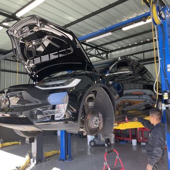 Car Nerds - Hybrid Car Repair Near Me - Redondo Beach, California