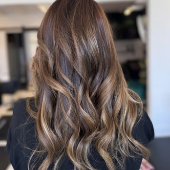 Rats Nest Parlor - Meet Marisa Rose, where killer color and flawless style collide! Get inspired and follow the magic IG:@marisarose6179 - Hair Salons Near Me - Burbank, California Rats Nest Parlor - Meet Marisa Rose, where killer color and flawless style collide! Get inspired and follow the magic IG:@marisarose6179 - Hair Salons Near Me - Burbank, California