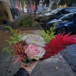 Guy's Flowers
