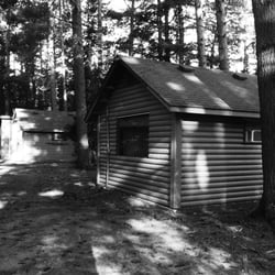 Holiday Pines Resort - Holiday Pines Resort - quiet - affordable cabin - romantic getaway - Apostle Island National Lakeshore - Meyer's Beach Rd Caves