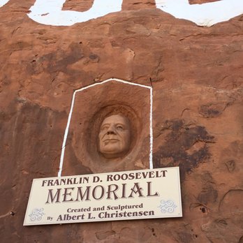 Hole N' the Rock - Tours Near Me - Moab, Utah Hole N' the Rock - Tours Near Me - Moab, Utah
