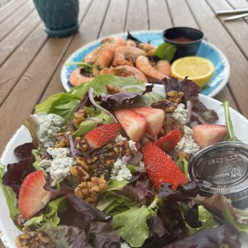 Courtyard by Marriott Faro Blanco Resort - Greatest salad and shrimp! - Hotels Near Me - Marathon, Florida