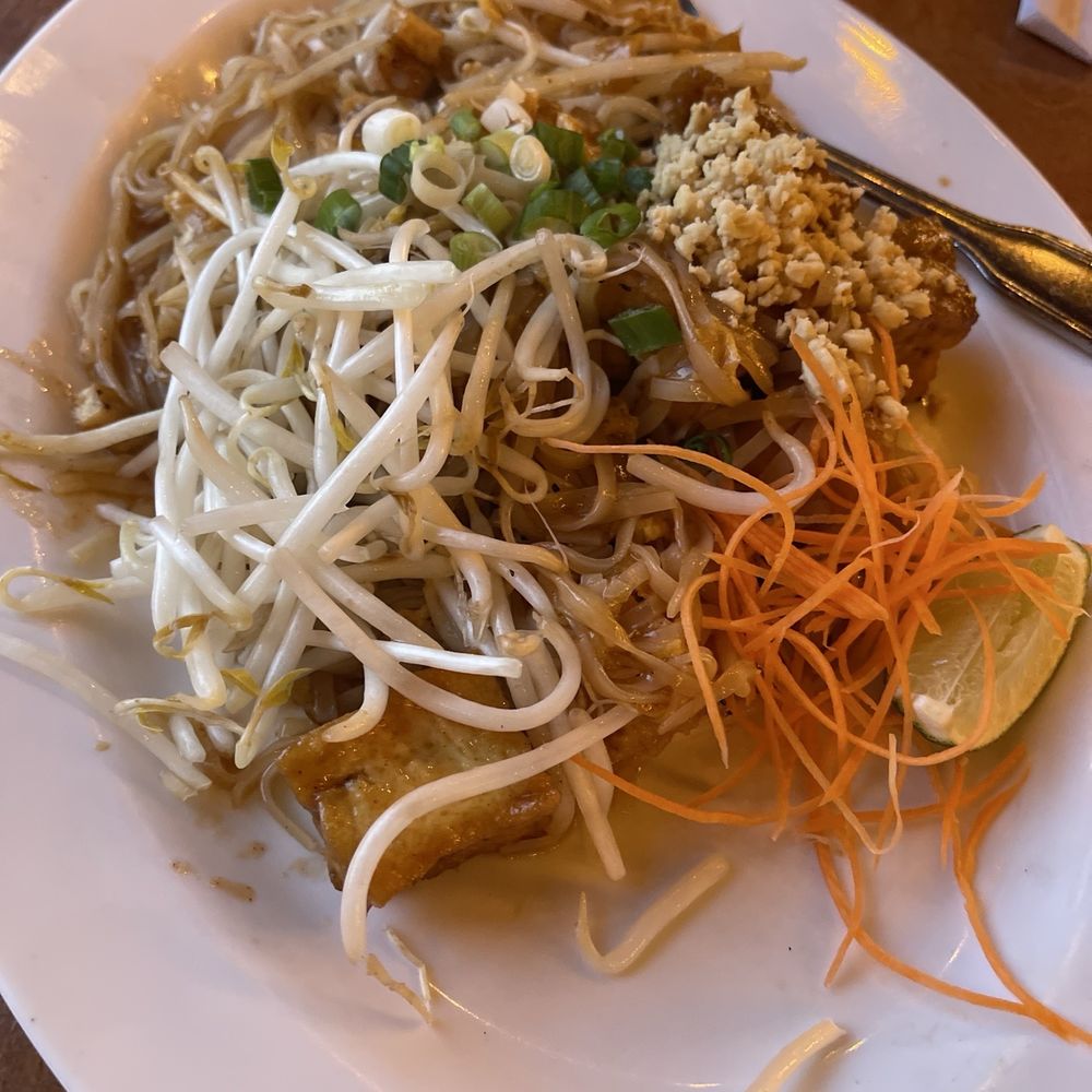 Zab Thai - Tofu Pad Thai - Thai Near Me - Everett, Washington Zab Thai - Tofu Pad Thai - Thai Near Me - Everett, Washington