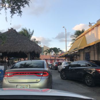 Chef Creole Seasoned Kitchen - Ordering line - Seafood Near Me - Miami, Florida