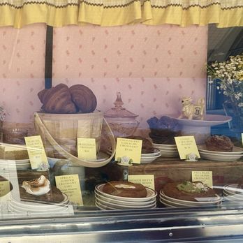 Tenfold Farmstand - Blooms End bakery - adorable food truck - Farmers Market Near Me - Petaluma, California