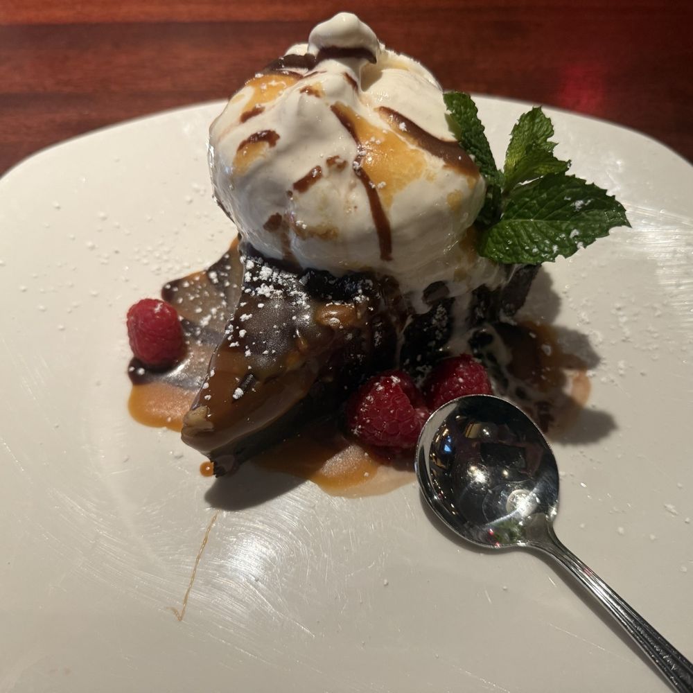 Pappadeaux Seafood Kitchen - Desert! - Seafood Near Me - Austin, Texas