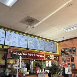 Maria's Cafe Mexican Restaurant - Lobby area