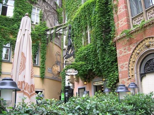 Griechenbeisl by null