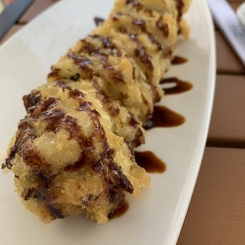 Mikko Sushi - Deep Fries Spicy Cali Roll - Sushi Bars Near Me - Vista, California Mikko Sushi - Deep Fries Spicy Cali Roll - Sushi Bars Near Me - Vista, California
