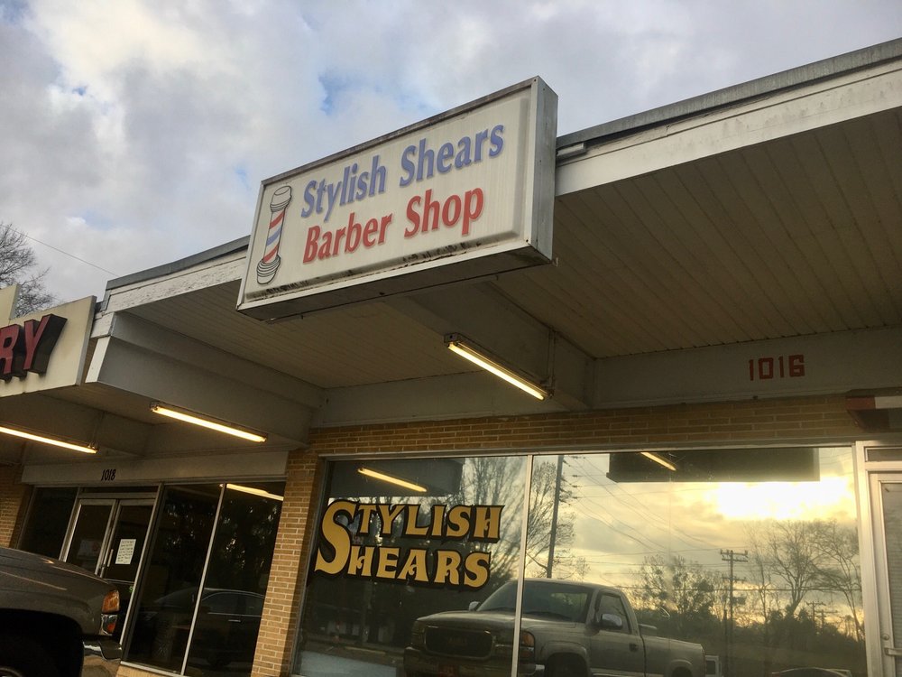STYLISH SHEARS Updated May 2024 23 Photos 1016 S Magnolia Dr