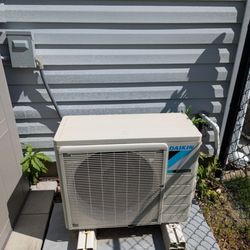 Henry Brothers Heat Cool Mini Splits - Conveniently sized outdoor unit