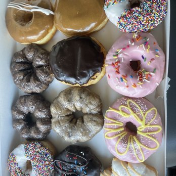 Rise + Roast - Dozen donuts - Coffee & Tea Near Me - Rio Rancho, New Mexico