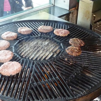 Hamburgers - Grillin' homemade hamburgers - Burgers Near Me - Sausalito, California Hamburgers - Grillin' homemade hamburgers - Burgers Near Me - Sausalito, California
