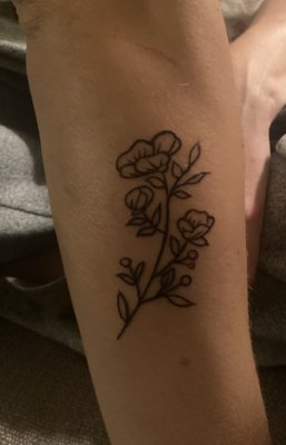 CHOLO PIERCES AND TATTOO STUDIO - Updated December 2025 - 11 Photos ...