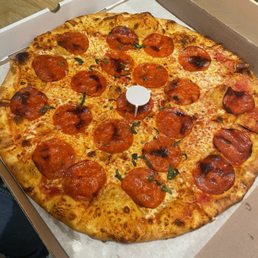Pepperoni pizza Pepperoni pizza