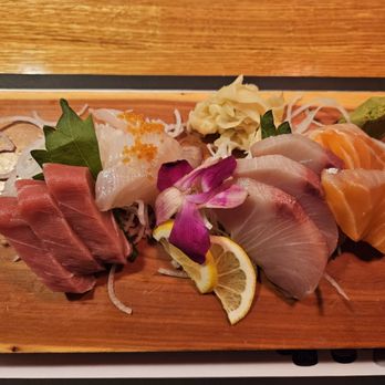 Fuji Sushi - Assorted sashimi plate (regular - 12 piece) - Japanese Near Me - San Jose, California Fuji Sushi - Assorted sashimi plate (regular - 12 piece) - Japanese Near Me - San Jose, California