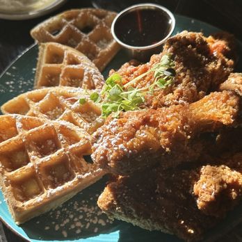 Buddy's Jc - Chicken & waffle - Breakfast & Brunch Near Me - Jersey City, New Jersey