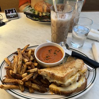 Honeypie Cafe - Grilled Cheese Sandwich - New American Near Me - Milwaukee, Wisconsin Honeypie Cafe - Grilled Cheese Sandwich - New American Near Me - Milwaukee, Wisconsin