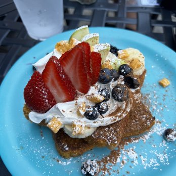 Blue Moon Cafe - Cap'n Crunch French Toast - Breakfast & Brunch Near Me - Baltimore, Maryland Blue Moon Cafe - Cap'n Crunch French Toast - Breakfast & Brunch Near Me - Baltimore, Maryland