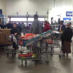 Long lines here today Long lines here today