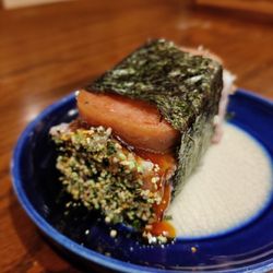 Ono Kine Grindz - Spam musubi