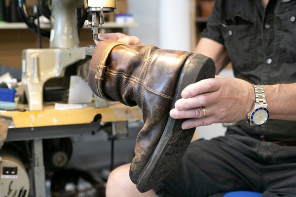 Shawnee Shoe Repair & Tailoring