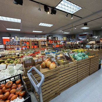 Evergreen Asian Market - International Grocery Near Me - Everett, Washington