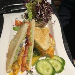 Cafe Stephan's Dom - Avocado toast