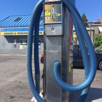 North Salina Car Wash - $1.50 for 5 mins of DIY car vacuuming across the street. There's also a change machine on the building - Car Wash Near Me - Syracuse, New York North Salina Car Wash - $1.50 for 5 mins of DIY car vacuuming across the street. There's also a change machine on the building - Car Wash Near Me - Syracuse, New York