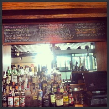 Rudys - Dive Bars Near Me - New Haven, Connecticut