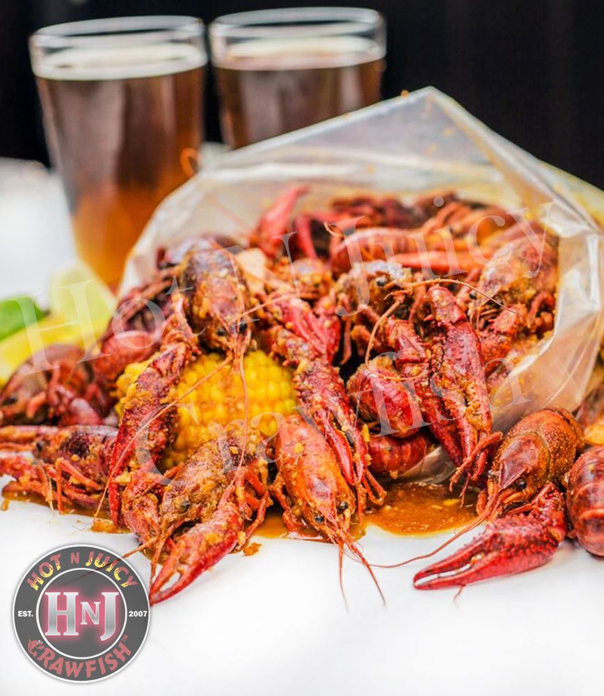 Hot N Juicy Crawfish - Photo 2