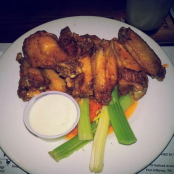 Grumpy Jack's - Amazing wings!! - Sports Bars Near Me - Port Jefferson, New York