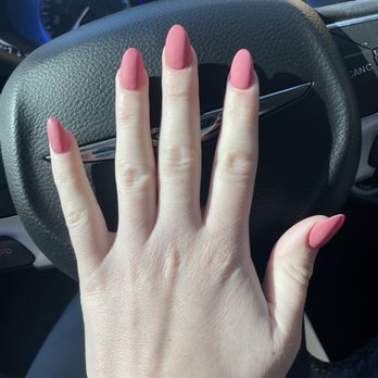 Hi-Tek Nails and Tanning - Nail Salons Near Me - Pullman, Washington
