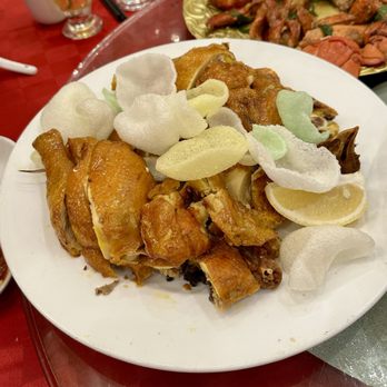 Royal Queen Restaurant - Chinese fried chicken garnished with shrimp chips - Dim Sum Near Me - Flushing, New York Royal Queen Restaurant - Chinese fried chicken garnished with shrimp chips - Dim Sum Near Me - Flushing, New York