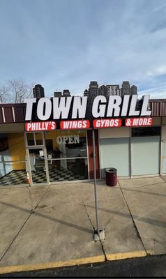Town Grill by null