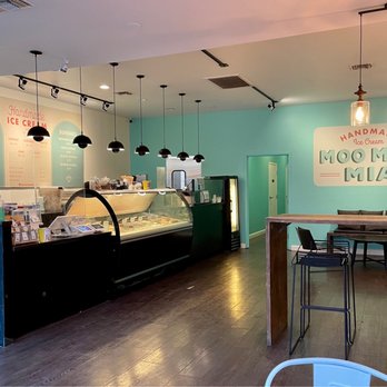 Moo Moo Mia - Loving the vibe here - Ice Cream & Frozen Yogurt Near Me - Monrovia, California
