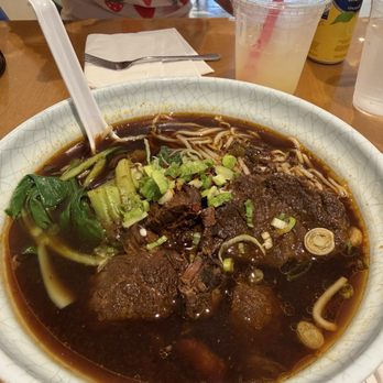Hello Dumpling - Braised Beef Soup Noodle - Chinese Near Me - Dallas, Texas Hello Dumpling - Braised Beef Soup Noodle - Chinese Near Me - Dallas, Texas