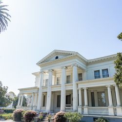 Admiral's Mansion - Another view of the front of the mansion