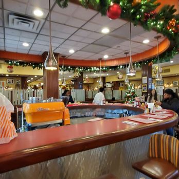 Junior's Restaurant - Counter seating - Bakeries Near Me - Brooklyn, New York Junior's Restaurant - Counter seating - Bakeries Near Me - Brooklyn, New York