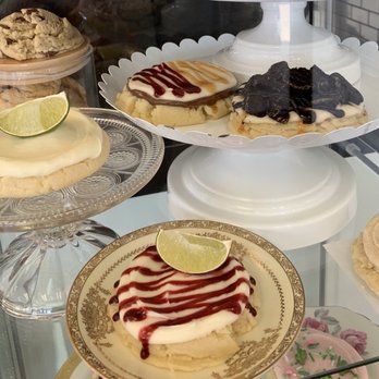 Twisted Sugar - Cookie Display - Desserts Near Me - Saratoga Springs, Utah Twisted Sugar - Cookie Display - Desserts Near Me - Saratoga Springs, Utah