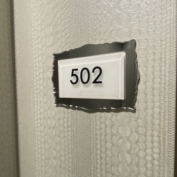 Silversmith Hotel Chicago Downtown - Room number plates are simple and beautiful - Hotels Near Me - Chicago, Illinois