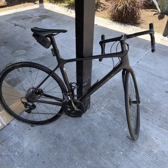 Muddy Wheels - Road bike - Bike Repair/Maintenance Near Me Muddy Wheels - Road bike - Bike Repair/Maintenance Near Me
