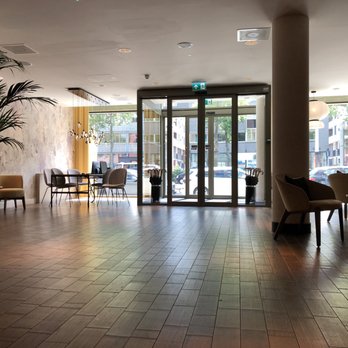 Monet Garden Hotel - The entrance area... - Hotels Near Me - Amsterdam, New Hampshire